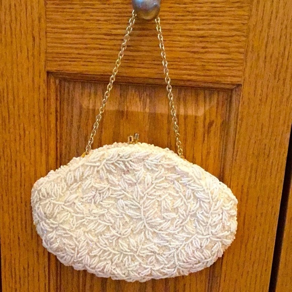 Walborg Handbags - VINTAGE Walborg Beaded Purse